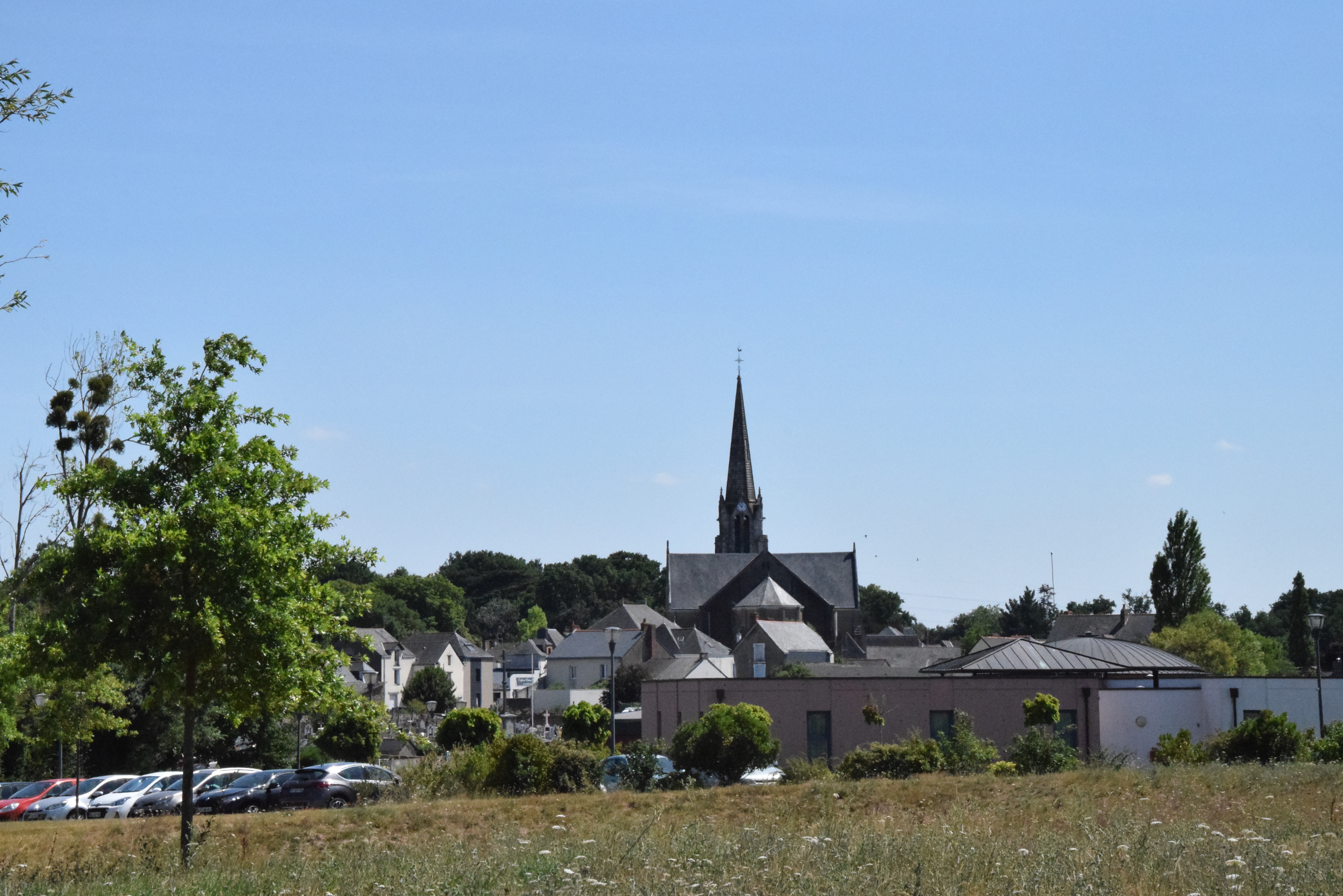 La Cour des Bois